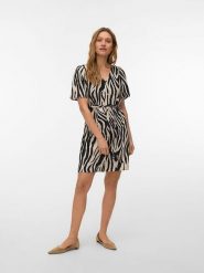 Vero Moda Sukienka w kolorze beżowo-czarnym rozmiar: M. Brązowe sukienki Vero Moda, m, bez wzorów, z tkaniny, bez kołnierzyka, bez ramiączek, mini. Za 136.45 zł.