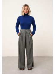 Just Cashmere Kaszmirowy golf "Lexie" w kolorze niebieskim rozmiar: L. Niebieskie golfy Just Cashmere, l, bez wzorów, z kaszmiru, bez ramiączek. Za 269.18 zł.