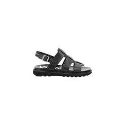 Sandały KICKERS NEOSINEAD Czarny. Czarne sandały Kickers, bez wzorów, ze skóry, bez obcasa, bez zapięcia. Za 353.99 zł.