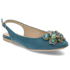 Turkusowe Sandały Armodo Eleganckie Obuwie Damskie. Niebieskie sandały Armodo, z aplikacjami, z weluru, eleganckie, bez obcasa, na płaskiej podeszwie, bez zapięcia. Za 440.99 zł.