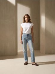 Jeansy comfort straight z efektem sprania - turkusowy. Niebieskie jeansy Sinsay, l, bez wzorów. Za 59.99 zł.