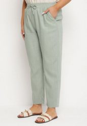Zielone Spodnie z Lnem i Elastyczną Gumką w Pasie Nativena. Zielone spodnie materiałowe Born2be, na co dzień, plus size, bez wzorów, z jeansu, plus size. Za 69.99 zł.