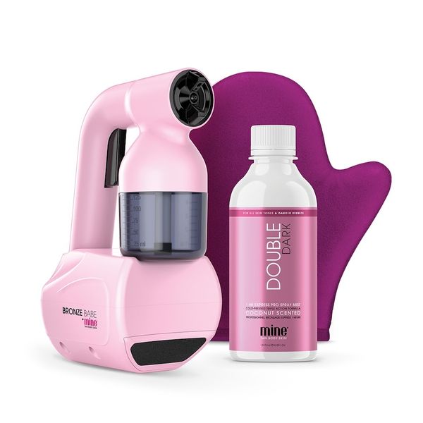 MineTan Bronze Babe Personal Spray Tan Kit - Pink Samoopalacze 1 ct. Kremy do opalania Minetan. Za 348.99 zł.