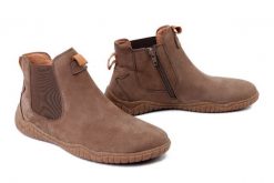 JOSEF SEIBEL 70704 TE724 250 Wynona 04 taupe, botki damskie. Brązowe botki Josef Seibel, bez wzorów, ze skóry, bez obcasa, na obcasie, bez zapięcia. Za 507.21 zł.