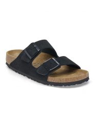 Birkenstock Skórzane klapki "Arizona" w kolorze czarnym rozmiar: 45. Czarne klapki Birkenstock, bez wzorów, ze skóry, z otwartym noskiem, bez obcasa. Za 435.87 zł.