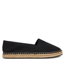 Espadryle Calvin Klein. Czarne espadryle Calvin Klein, bez wzorów, bez obcasa, bez zapięcia. Za 209.99 zł.