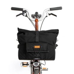 Torba rowerowa City Loader Black RESTRAP. Czarne torby na ramię RESTRAP, bez wzorów, z materiału, na ramię, bez dodatków. Za 974.00 zł.