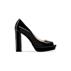 Made in Italia Szpilki damskie MIA. Szpilki Made in Italia, bez wzorów, z lakierowanej skóry, bez obcasa, na szpilce, bez zapięcia. Za 243.00 zł.