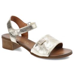 Złote Sandały Armodo Eleganckie Obuwie Damskie Na Obcasie. Żółte sandały Armodo, bez wzorów, eleganckie, bez obcasa, na obcasie, bez zapięcia. Za 289.00 zł.