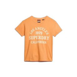 Koszulka damska Superdry Surf. Brązowe bluzki Superdry, bez wzorów, eleganckie, bez kołnierzyka, bez ramiączek. W wyprzedaży za 142.30 zł.