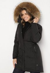 Czarna Casualowa Kurtka Parka z Kapturem z Futerkiem Nallorea. Czarne kurtki Born2be, l, z dzianiny, klasyczne, z kapturem. Za 299.99 zł.
