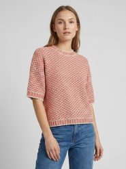 MOSS COPENHAGEN Sweter "Catina" w kolorze koralowo-białym rozmiar: S/M. Białe swetry Moss Copenhagen, m, bez wzorów, bez ramiączek. Za 153.34 zł.