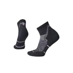 Skarpety biegowe damskie Run Targeted Cushion Ankle Women. Czarne skarpety Smartwool, bez wzorów, z wełny. Za 109.99 zł.