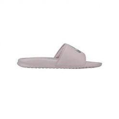 Klapki damskie Nike Benassi Jdi. Czerwone klapki Nike, bez wzorów, z dzianiny, bez obcasa. Za 234.00 zł.
