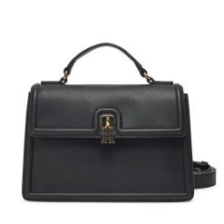 Torebka Tommy Hilfiger. Czarne torebki klasyczne TOMMY HILFIGER, bez wzorów, bez dodatków. Za 349.99 zł.