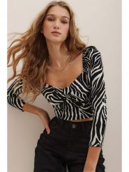 Happiness Istanbul Bluzka w kolorze czarnym rozmiar: L. Czarne bluzki Happiness Istanbul, l, bez wzorów, bez kołnierzyka, bez ramiączek. Za 43.99 zł.