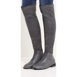 Szare Kozaki Mark My Words. Szare kozaki Born2be, z materiału, bez obcasa, na obcasie, bez zapięcia. Za 119.99 zł.