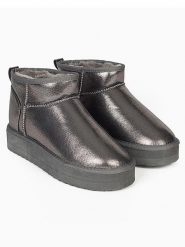 ISLAND BOOT Botki "Miley" w kolorze srebrnym rozmiar: 39. Szare botki Island Boot, bez wzorów, bez obcasa, bez zapięcia. Za 132.05 zł.