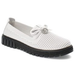 Białe Mokasyny Filippo Eleganckie Wsuwane Obuwie Damskie. Białe mokasyny Filippo, na lato, bez wzorów, z materiału, bez obcasa. Za 161.99 zł.