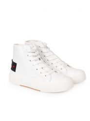 Love Moschino Trampki | JA15022G1MIA0 | Kobieta | Biały. Białe trampki Love Moschino, bez wzorów, ze skóry, bez zapięcia. W wyprzedaży za 499.00 zł.