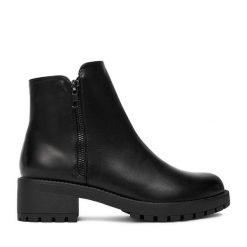 Botki JENNY. Czarne botki Jenny, bez wzorów, bez obcasa, na płaskiej podeszwie, bez zapięcia. Za 159.99 zł.