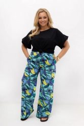 Turkusowe spodnie Marisa w owocowy wzór | Prosta nogawka | Rayon z bawełną | PLUS SIZE OVERSIZE LATO. Niebieskie spodnie materiałowe Moda Size Plus Iwanek, na co dzień, plus size, bez wzorów, z bawełny, plus size, krótkie. Za 169.90 zł.
