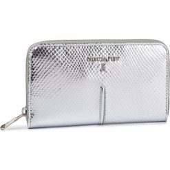 Duży Portfel Damski PATRIZIA PEPE - 2V4879/A4T2-F1ZH Silver Animalier. Szare portfele Patrizia Pepe, bez wzorów, z nubiku. W wyprzedaży za 389.00 zł.