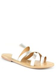 Manoukian shoes Skórzane japonki w kolorze srebrnym rozmiar: 37. Szare klapki Manoukian Shoes, bez wzorów, z otwartym noskiem, bez obcasa. Za 65.85 zł.