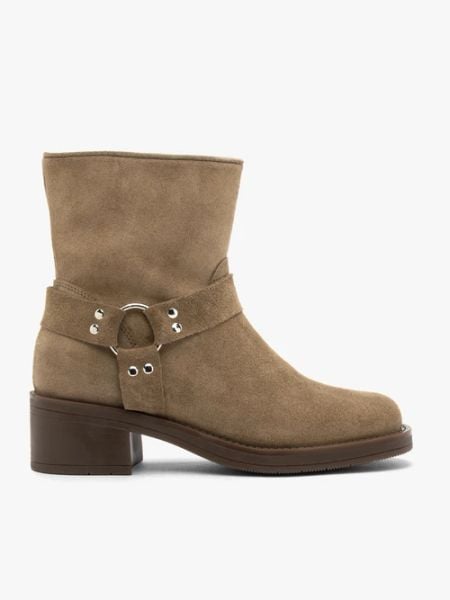 Oliwkowe botki biker boots. Zielone botki Brawo sp. z o.o., bez wzorów, z jeansu, za kostkę, bez obcasa, na obcasie, bez zapięcia. Za 499.99 zł.