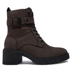 Botki Marco Tozzi. Brązowe botki Marco Tozzi, bez wzorów, bez obcasa, na słupku, bez zapięcia. Za 449.99 zł.