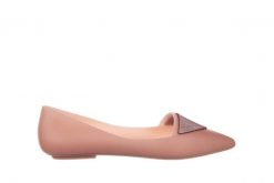 Baleriny Melissa Pointy IV AD Pink 010349, Róż, Guma - 37. Czerwone baleriny Melissa, z aplikacjami, z gumy, bez obcasa. W wyprzedaży za 179.10 zł.