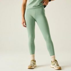 Damskie legginsy turystyczne Power. Zielone legginsy Dare 2b, bez wzorów, z tkaniny. Za 299.99 zł.