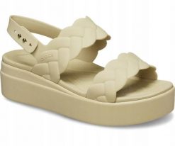 Sandały dla Kobiet Crocs Brooklyn Woven Upper Low Wedge. Brązowe sandały Crocs, bez wzorów, z materiału, eleganckie, bez obcasa, na platformie, bez zapięcia. Za 289.99 zł.