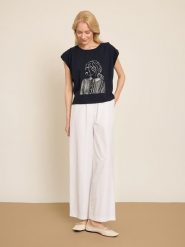 BGN Koszulka w kolorze granatowym rozmiar: 36. Niebieskie bluzki BGN, bez wzorów, bez kołnierzyka, bez ramiączek. Za 56.99 zł.