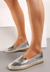 Srebrne Espadryle na Płaskiej Podeszwie Ozdobione Plecionką z Juty Vethalia. Szare espadryle Born2be, bez wzorów, z jeansu, bez obcasa, na płaskiej podeszwie, bez zapięcia. Za 39.99 zł.