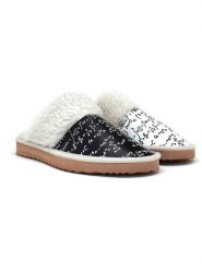 Goby Kapcie w kolorze czarno-białym rozmiar: 39. Białe obuwie domowe Goby, bez wzorów, bez zapięcia. Za 130.99 zł.