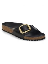 Birkenstock Skórzane klapki "Madrid" w kolorze czarnym rozmiar: 40. Czarne klapki Birkenstock, bez wzorów, z otwartym noskiem, bez obcasa. Za 487.72 zł.