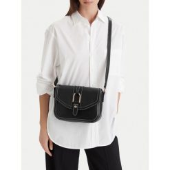 Torebka Beverly Hills Polo Club. Czarne listonoszki Beverly Hills Polo Club, bez wzorów, bez dodatków. Za 219.99 zł.