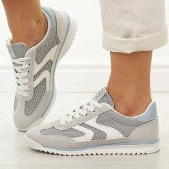 Szare sportowe półbuty damskie Vinceza 11675. Szare obuwie sportowe VINCEZA, na lato, z dresówki, bez zapięcia. W wyprzedaży za 131.12 zł.