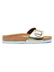 Comfortfusse Skórzane klapki w kolorze złotym rozmiar: 36. Żółte klapki Comfortfüße, bez wzorów, ze skóry, z otwartym noskiem, bez obcasa. Za 179.95 zł.