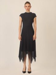 APART Sukienka w kolorze czarnym rozmiar: 40. Czarne sukienki Apart, bez wzorów, z asymetrycznym kołnierzem, bez ramiączek, maxi, asymetryczne. Za 259.95 zł.