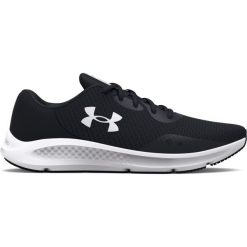 Kobieta Bieganie Buty Oddychające Under Armour Charged Pursuit 3. Czarne obuwie sportowe Under Armour, bez zapięcia, do biegania. Za 276.95 zł.