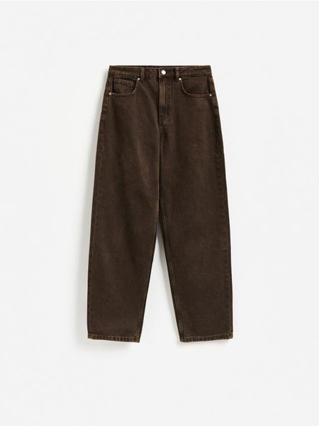 Jeansy mom balloon - dark grey jeans. Szare jeansy Reserved, bez wzorów. Za 139.99 zł.