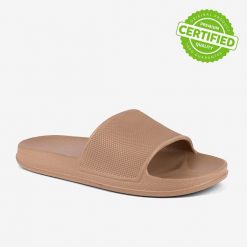 Klapki damskie Coqui 35/36 brązowe. Brązowe klapki Erima, bez wzorów, z bawełny, bez obcasa. Za 131.99 zł.