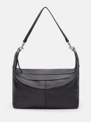 LIEBESKIND BERLIN Skórzana torebka w kolorze czarnym - 30 x 19 x 17 cm rozmiar: onesize. Czarne torby na ramię Liebeskind Berlin, bez wzorów, z materiału, na ramię, bez dodatków. Za 550.36 zł.