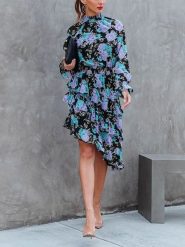 Milan Kiss Sukienka w kolorze czarno-lawendowo-turkusowym rozmiar: XL. Czarne sukienki Milan Kiss, xl, bez wzorów, z asymetrycznym kołnierzem, bez ramiączek, midi, asymetryczne. Za 152.26 zł.