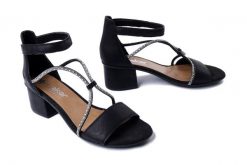 RIEKER 64654-00 black, sandały damskie. Czarne sandały Rieker, bez wzorów, bez obcasa, na obcasie, bez zapięcia. Za 319.90 zł.