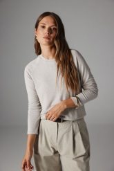 BLUZKA LOTOS PIASKOWY MELANŻ XS - Flawless. Bluzki Flawless, uniwersalny, bez wzorów, z dzianiny, klasyczne, bez kołnierzyka, bez ramiączek. Za 267.00 zł.
