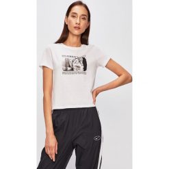 Tally Weijl - T-shirt. Czarne t-shirty TALLY WEIJL, l, bez wzorów, z bawełny, bez kołnierzyka, bez ramiączek. Za 19.90 zł.