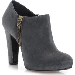 Buty damskie. Szare botki Wittchen, bez wzorów, ze skóry, bez obcasa, bez zapięcia. W wyprzedaży za 299.90 zł.